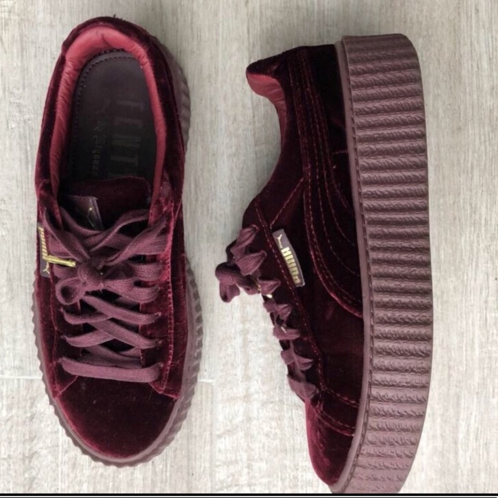 red puma gently creepers